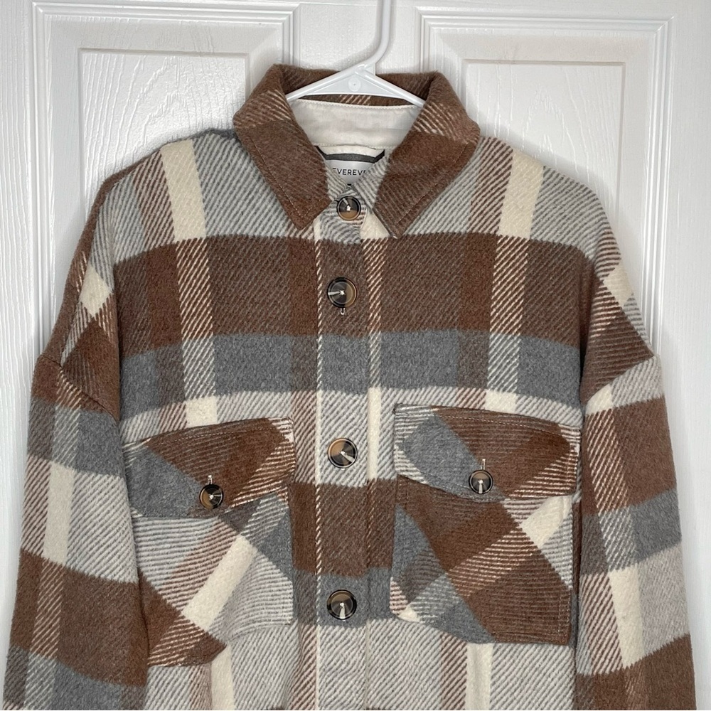 Evereve Raye Plaid Longline Shacket Preppy Academia in Brown/Gray/White XS - Picture 5 of 16